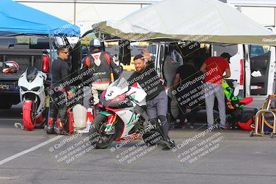 media/Mar-20-2023-Moto Forza (Mon) [[d0bbc59e78]]/Around the Pits/